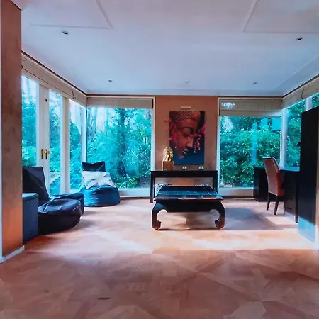 Ferienhaus Exclusieve Met Luxe Faciliteiten Aerdenhout